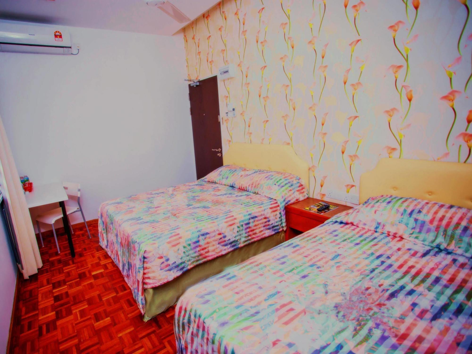 Kb50 Guesthouse Kuantan Kültér fotó